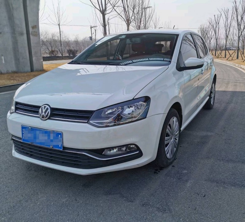 青島17年大眾polo1