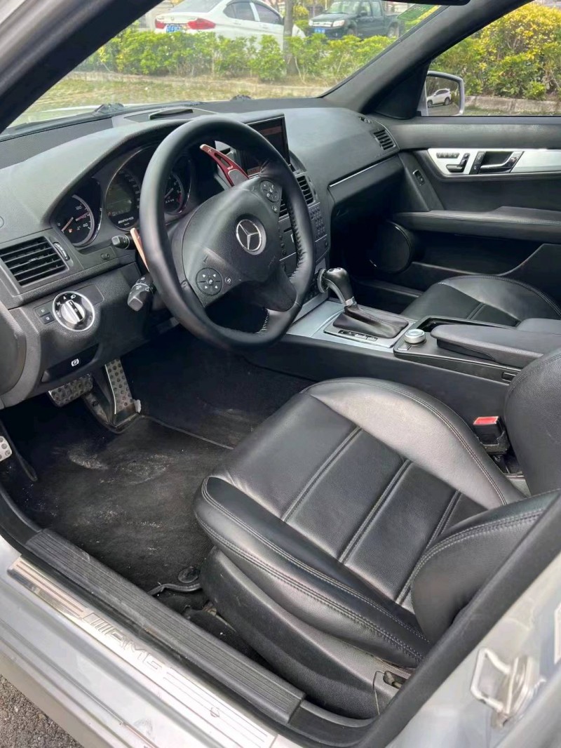中山11年奔馳AMG C7