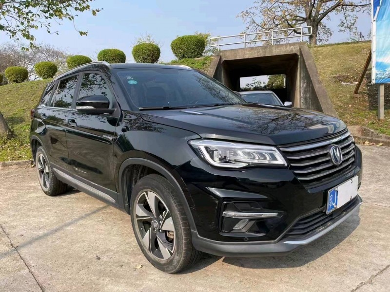 江門19年長安汽車CS753