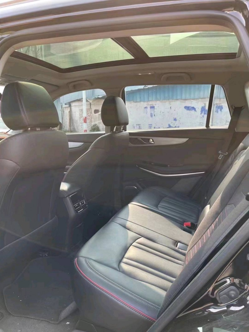 江門19年長安汽車CS756
