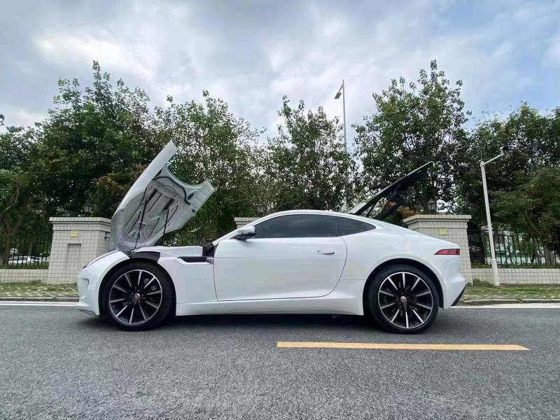 中山15年捷豹F-Type9