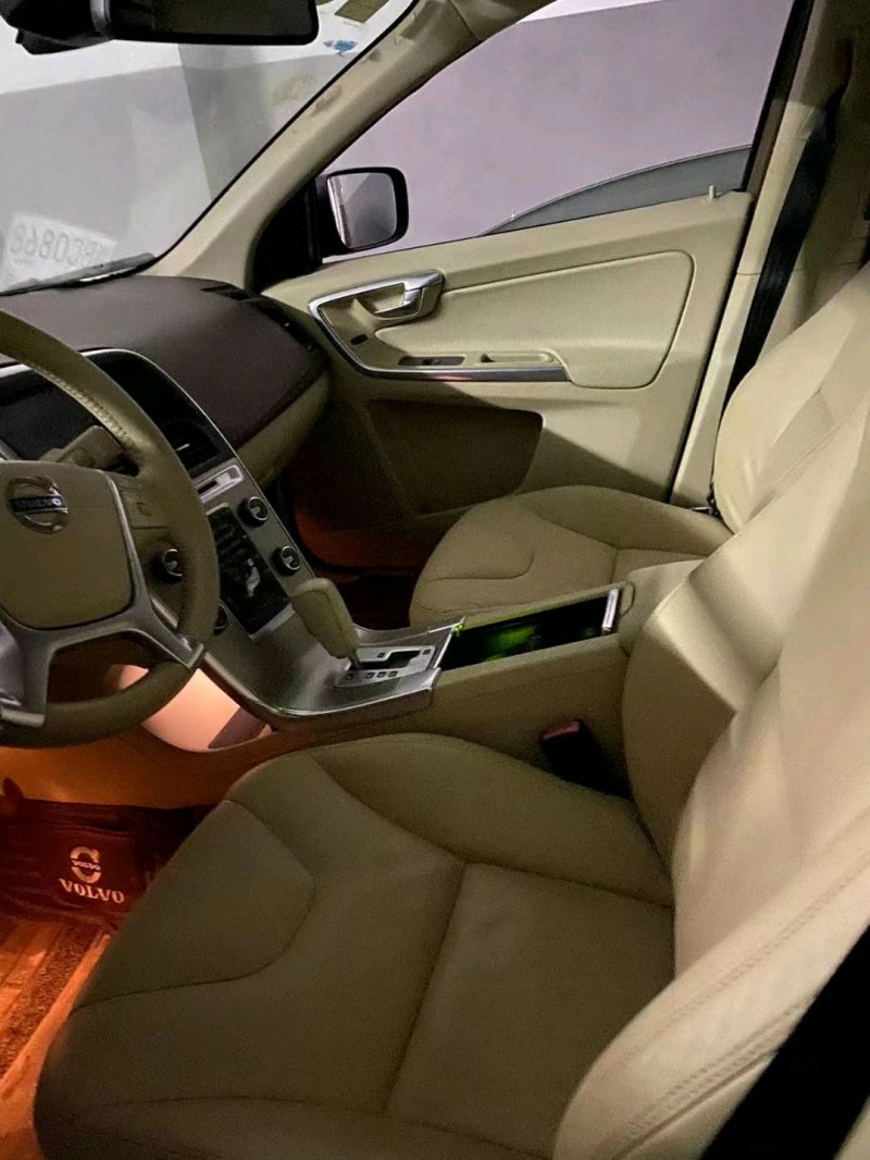 金華12年沃爾沃XC602