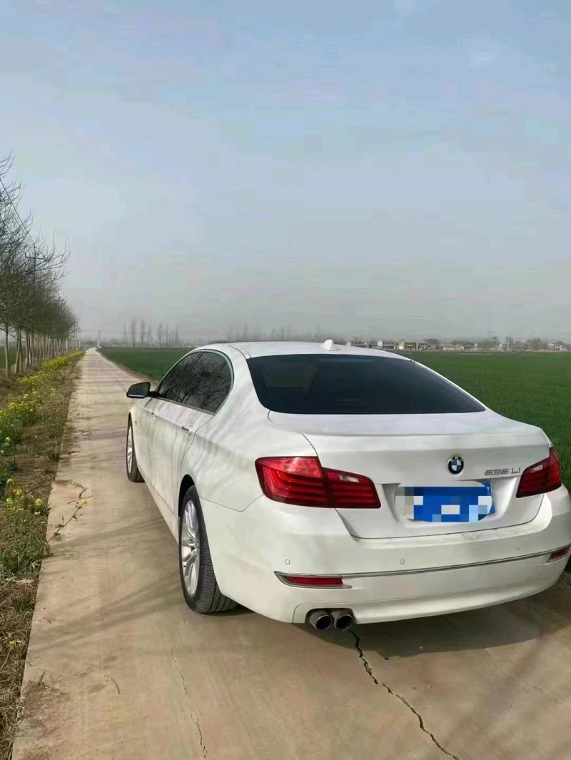 潍坊17年宝马5系3