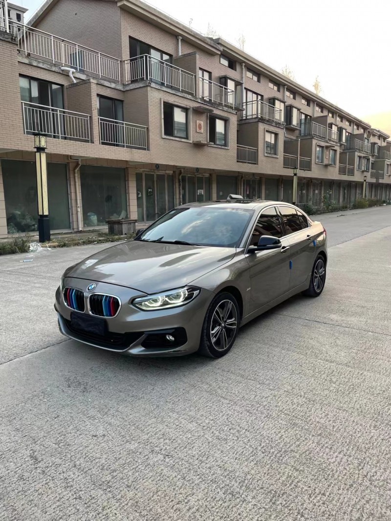 徐州18年宝马1系8