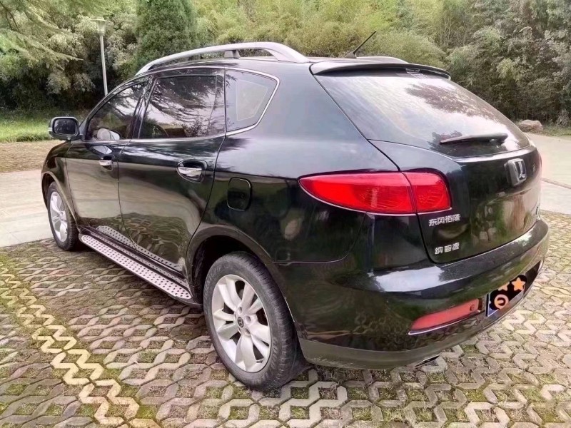 濰坊12年納智捷大7 SUV8