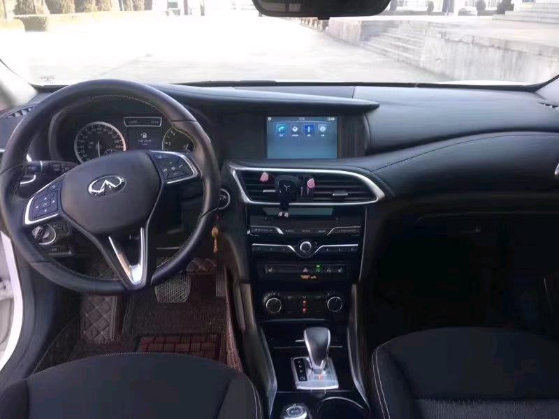 平涼18年英菲尼迪QX304