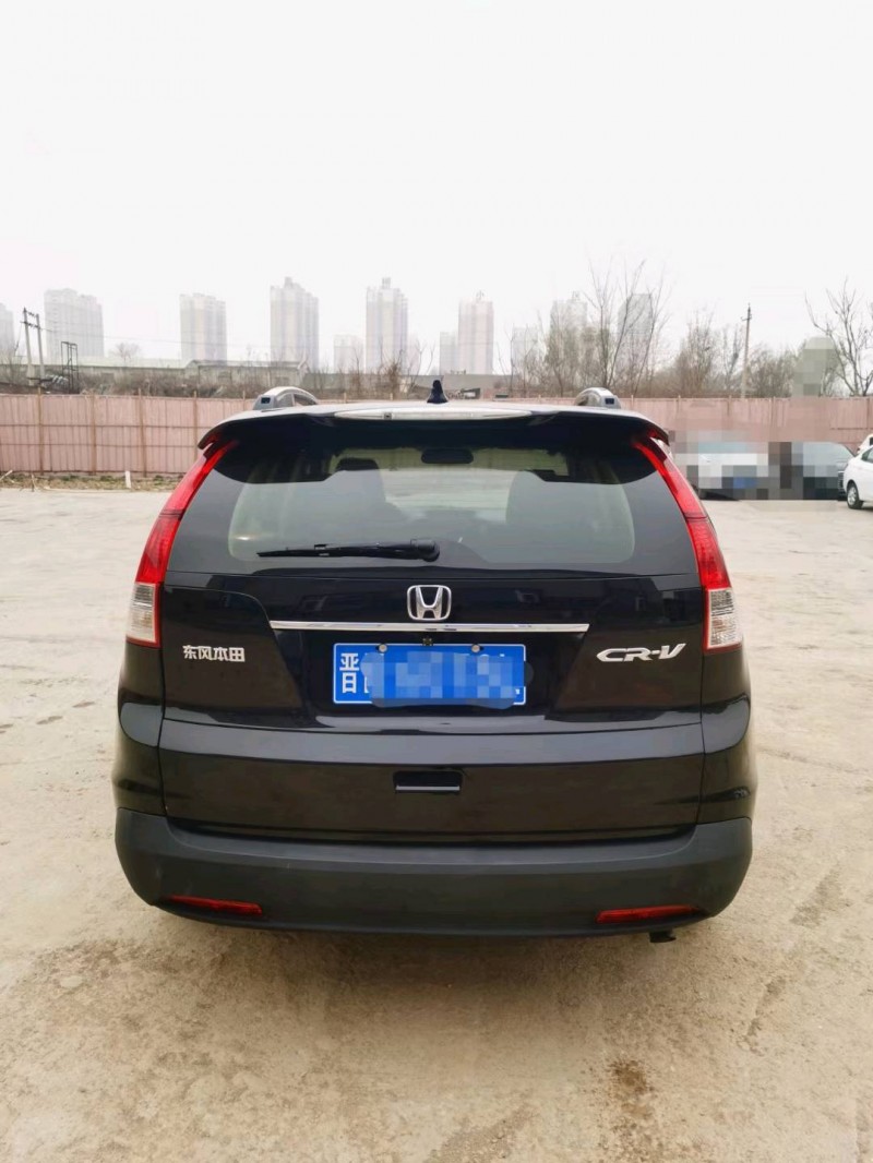 呂梁14年本田CR-V6