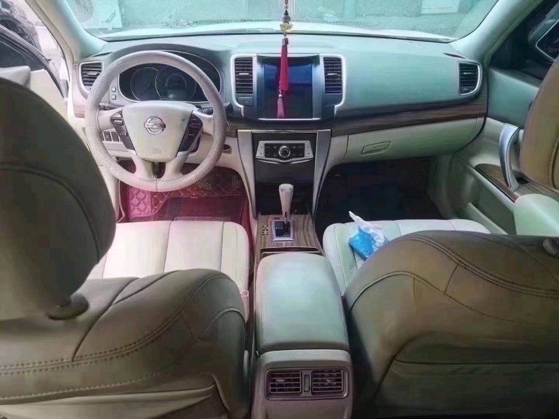 臨汾11年日產天籟4