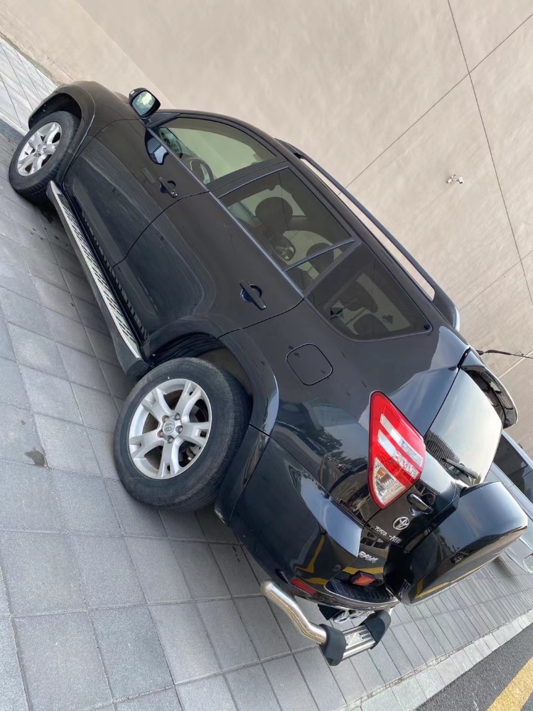 營口13年豐田RAV45