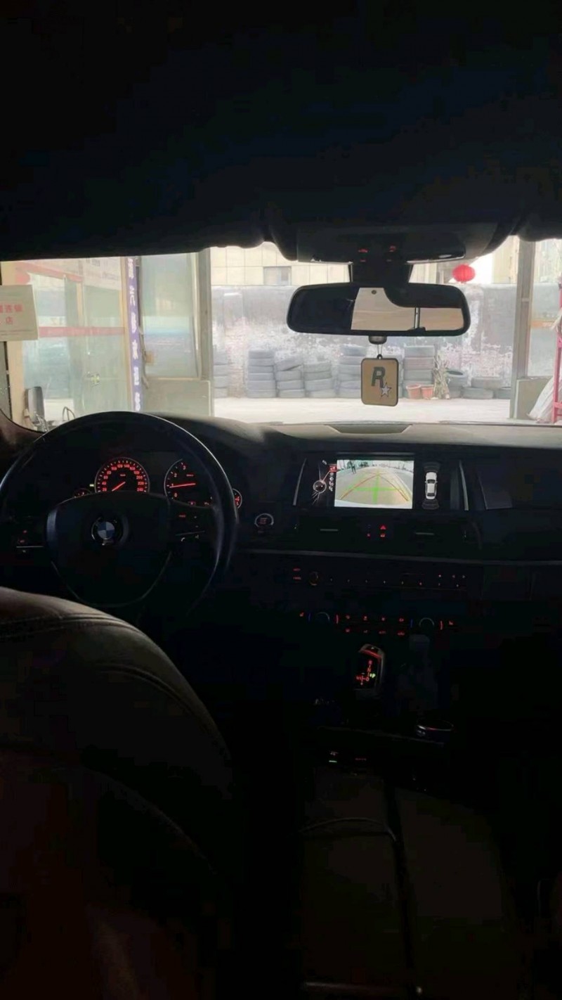 潍坊16年宝马5系4