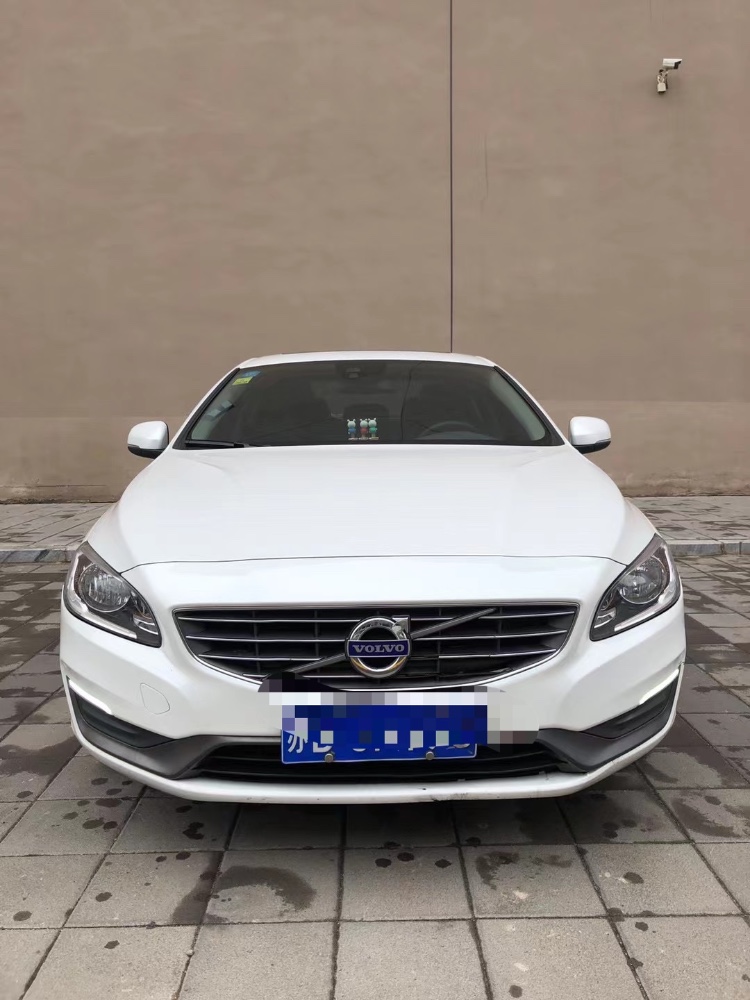 營口16年沃爾沃S60L1