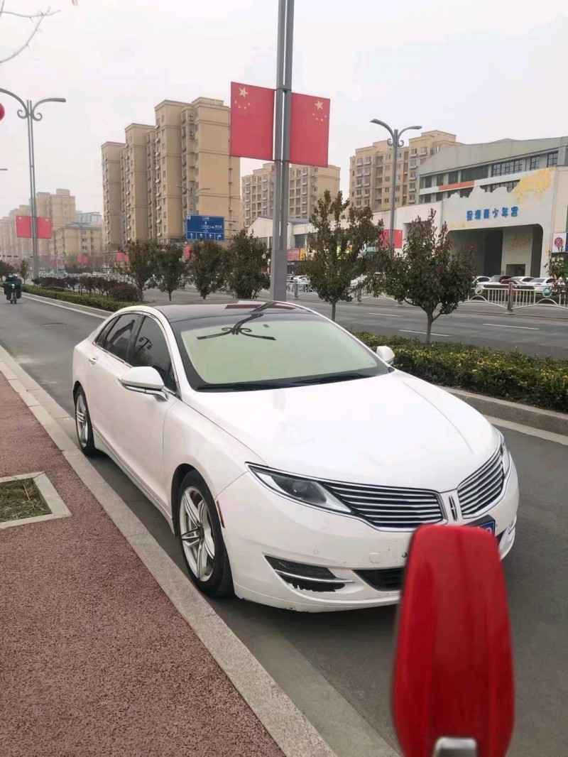 北京15年林肯MKZ3
