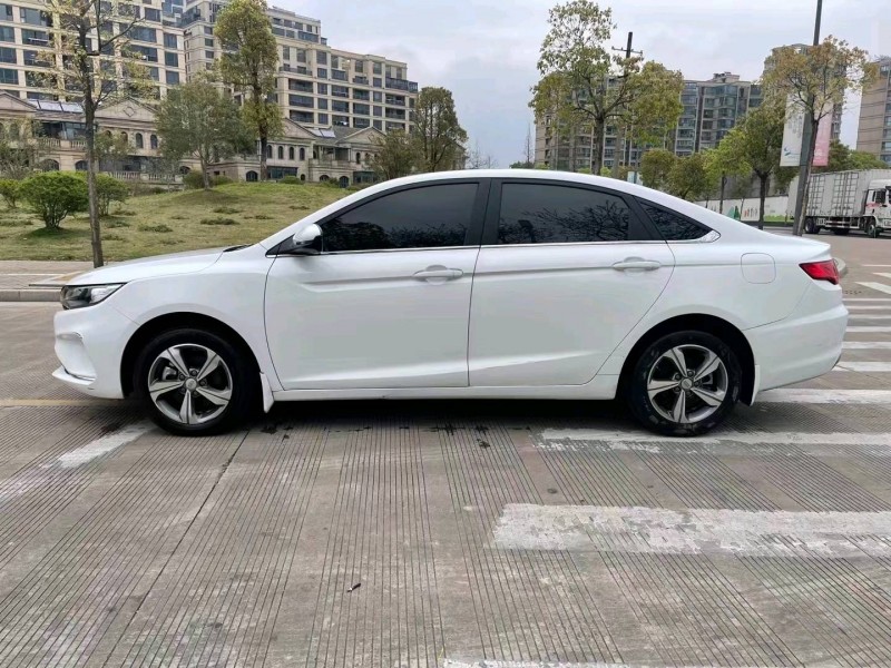 貴陽20年吉利帝豪GL2