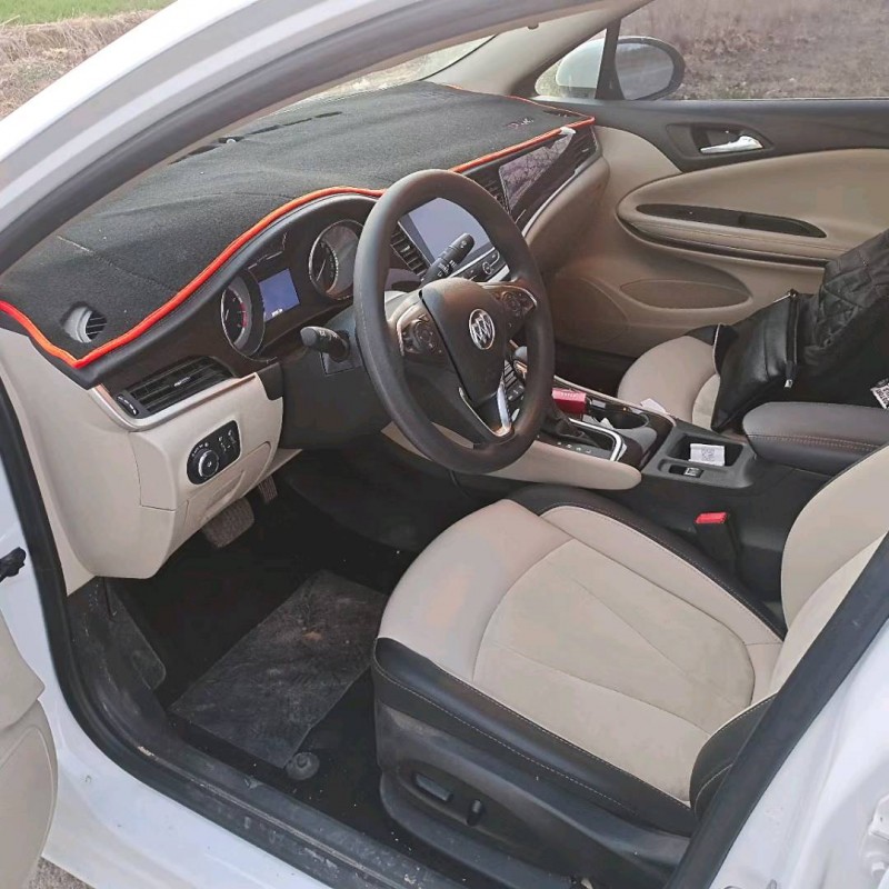 徐州19年别克威朗5