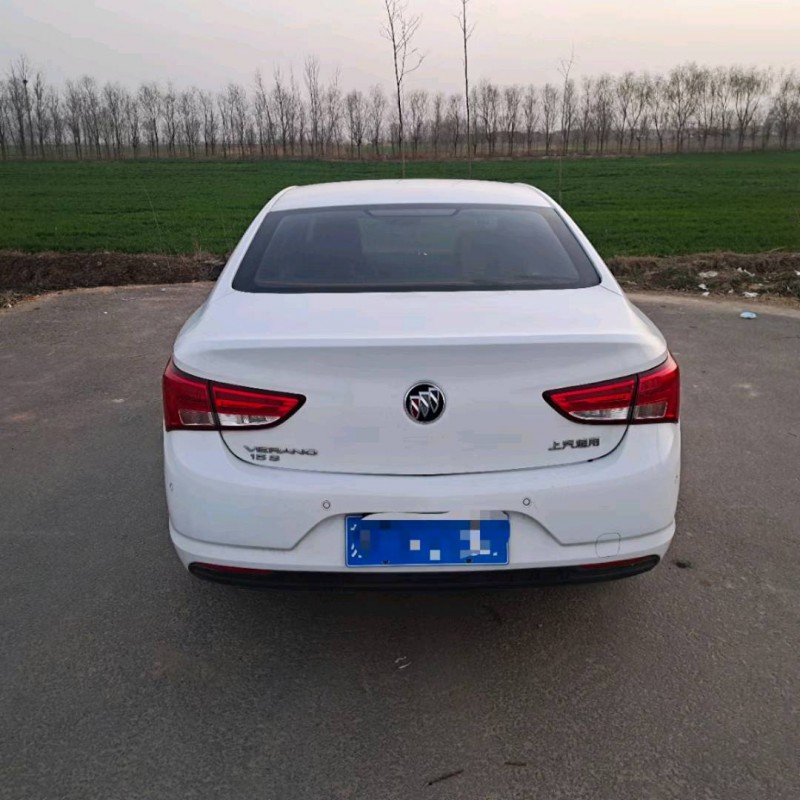 徐州19年别克威朗9