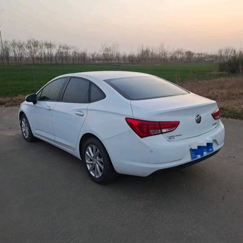 徐州19年别克威朗8