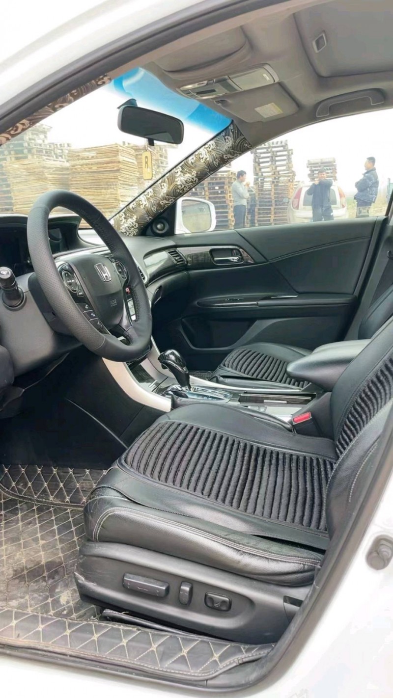 北京13年本田雅阁5