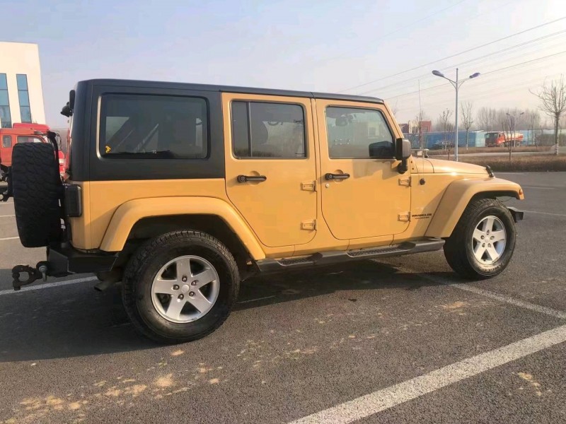 邯鄲14年Jeep牧馬人1