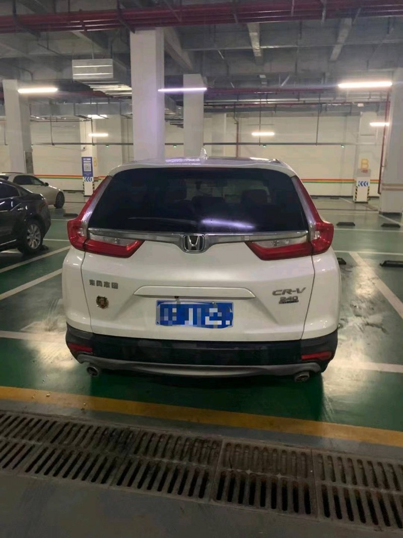 重慶18年本田CR-V1
