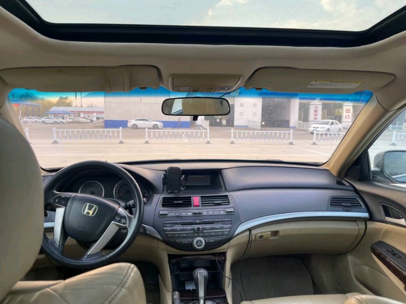 张家口10年本田雅阁4