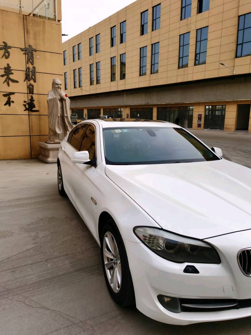 北京12年宝马5系3