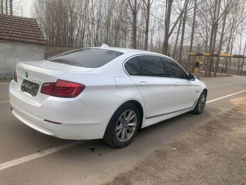 北京12年宝马5系8