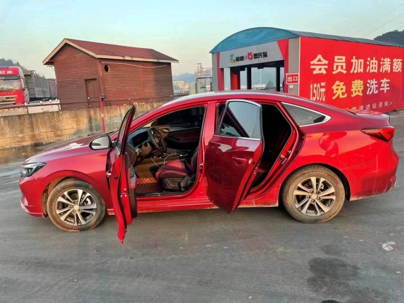 遵義21年長安汽車逸動2