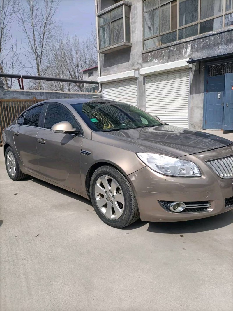 北京12年别克君威1