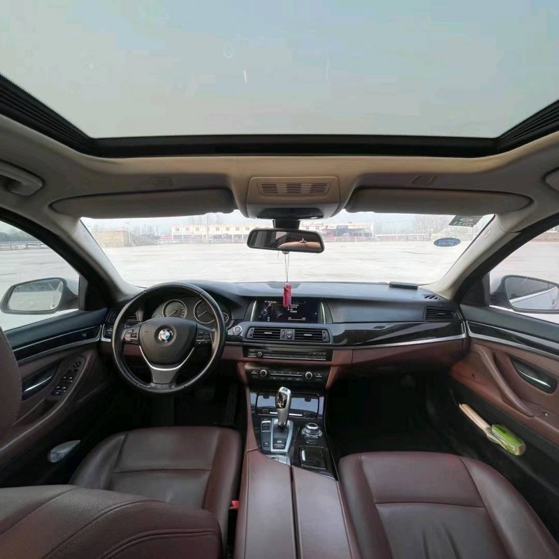 北京17年宝马5系3