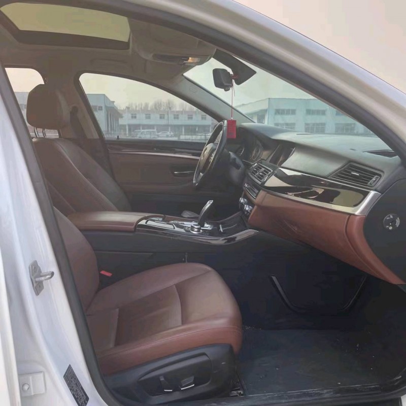 北京17年宝马5系5