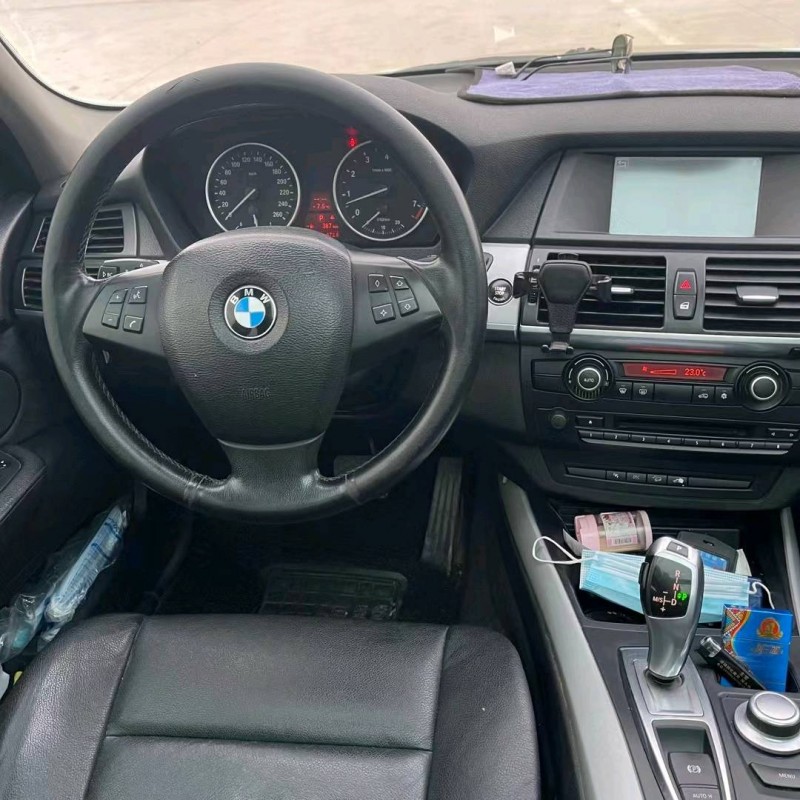 北京11年宝马X52