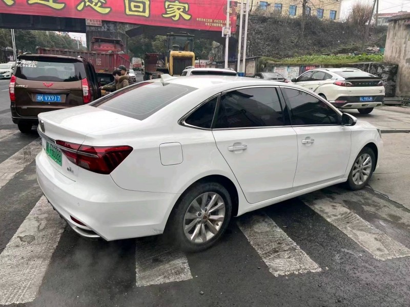 邵陽21年榮威ei63