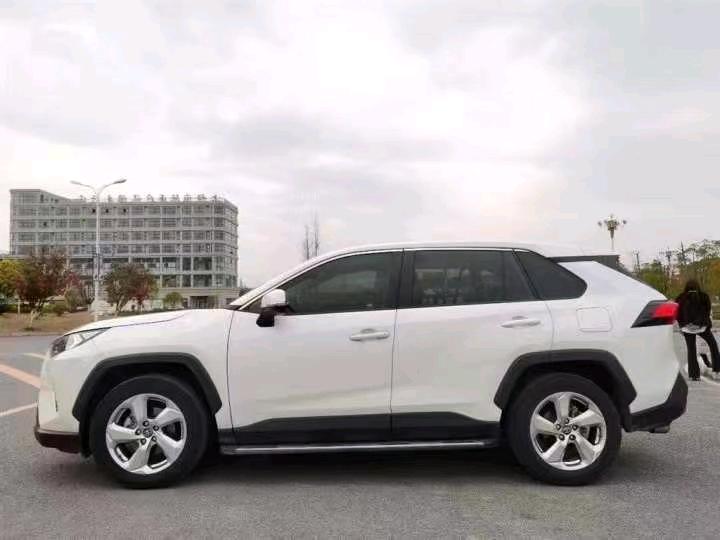 莆田21年豐田RAV4榮放8