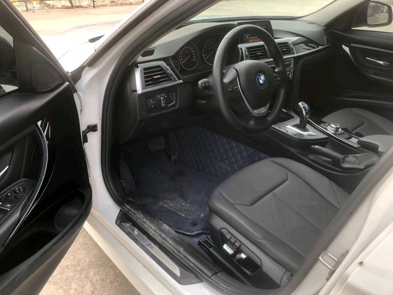 北京17年宝马3系7