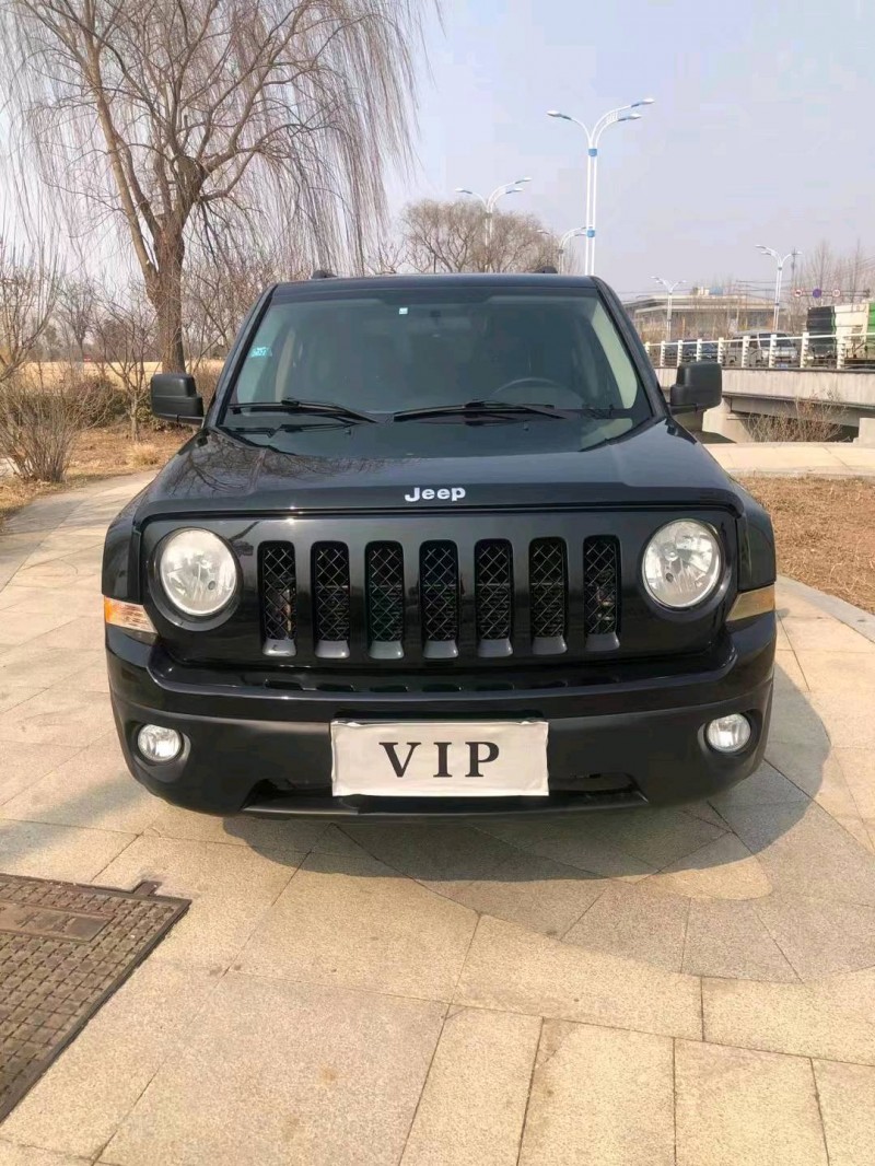 棗莊14年Jeep自由客1