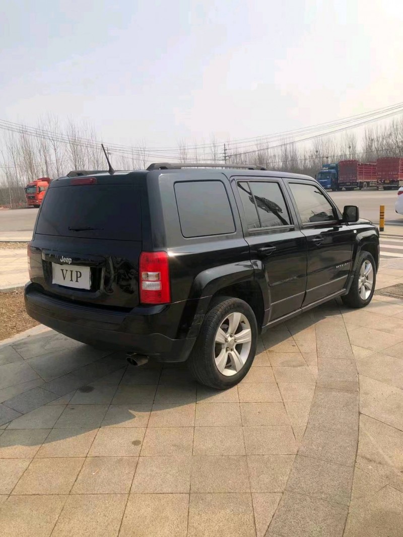棗莊14年Jeep自由客5