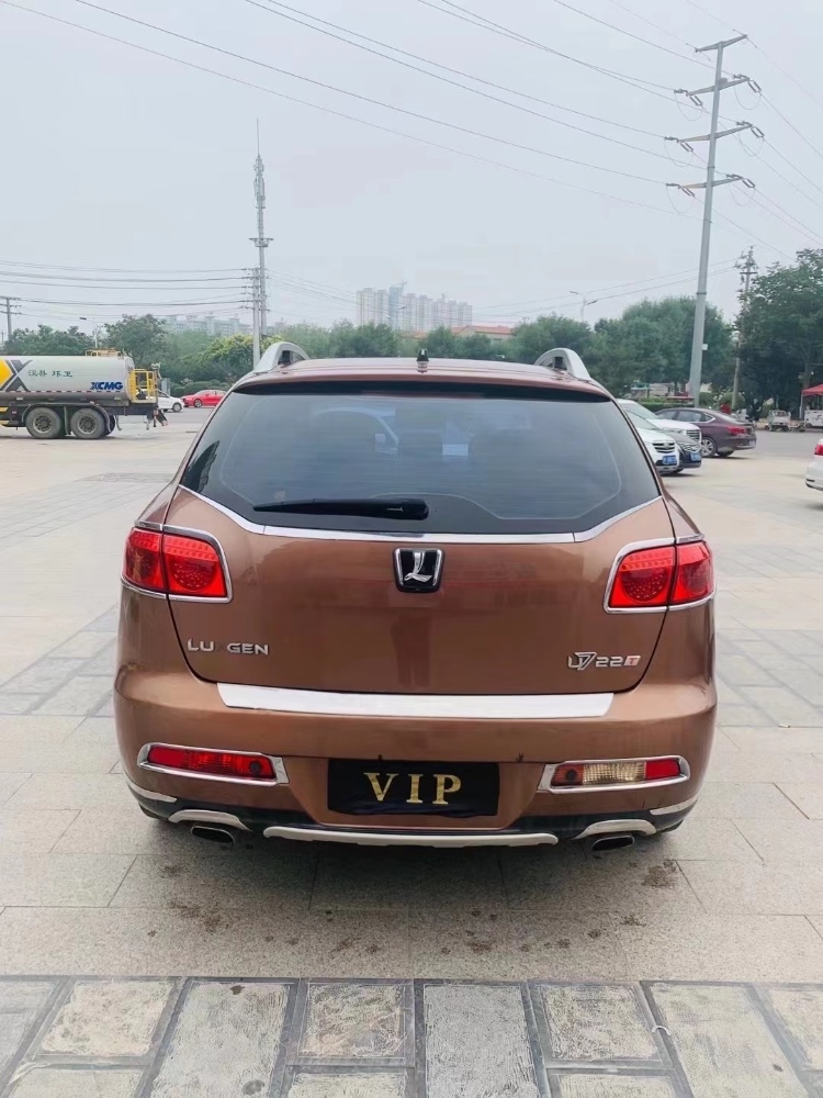 德陽12年納智捷大7 SUV4