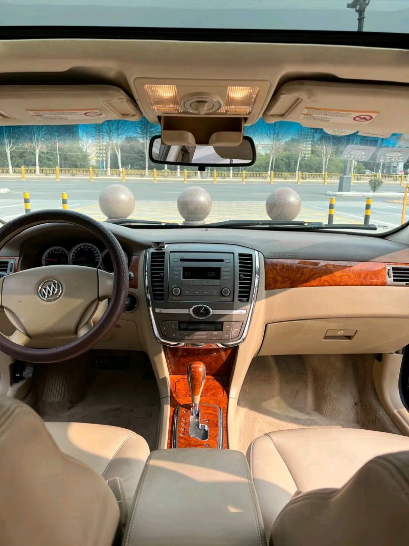 枣庄09年别克君越9