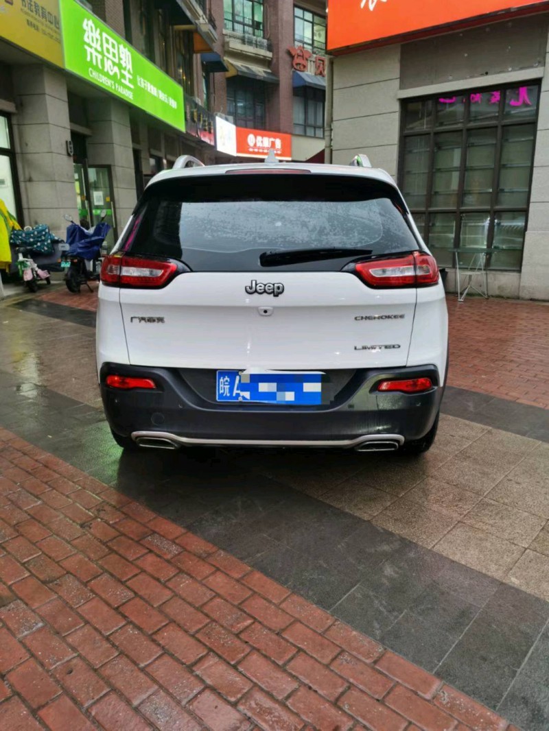 合肥18年Jeep自由光2