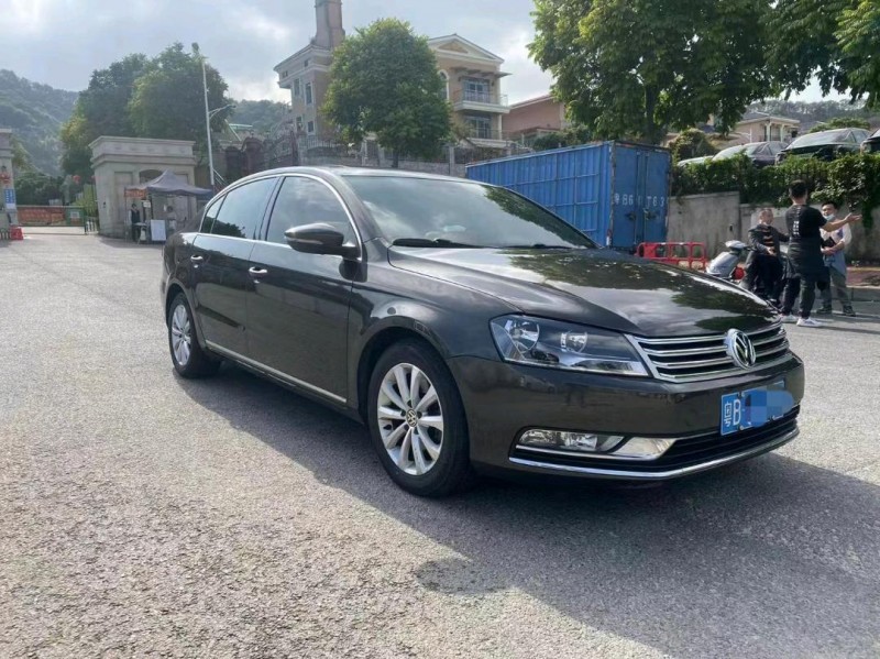 深圳15年大众迈腾2