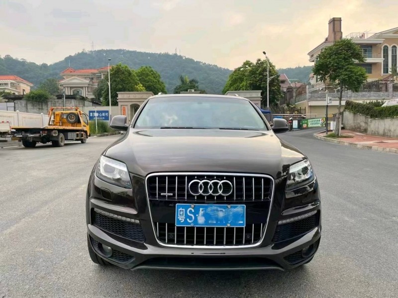 深圳14年奧迪Q71