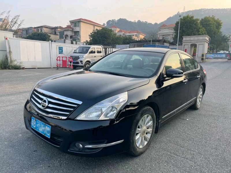 深圳10年日產天籟2