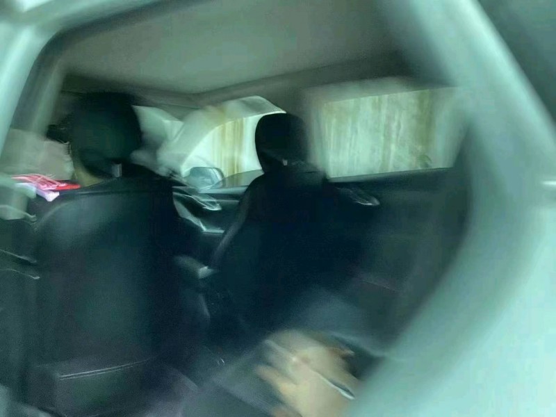 武漢20年起亞智跑7
