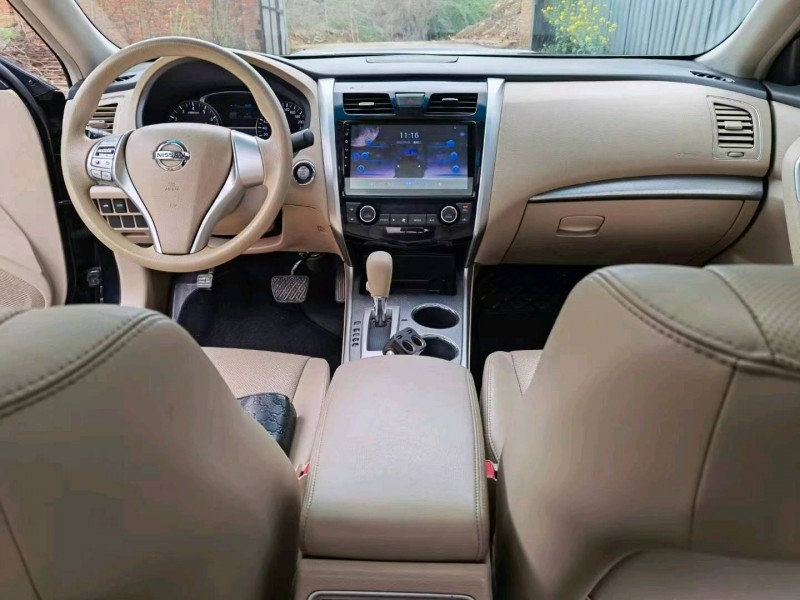 成都18年日產天籟9