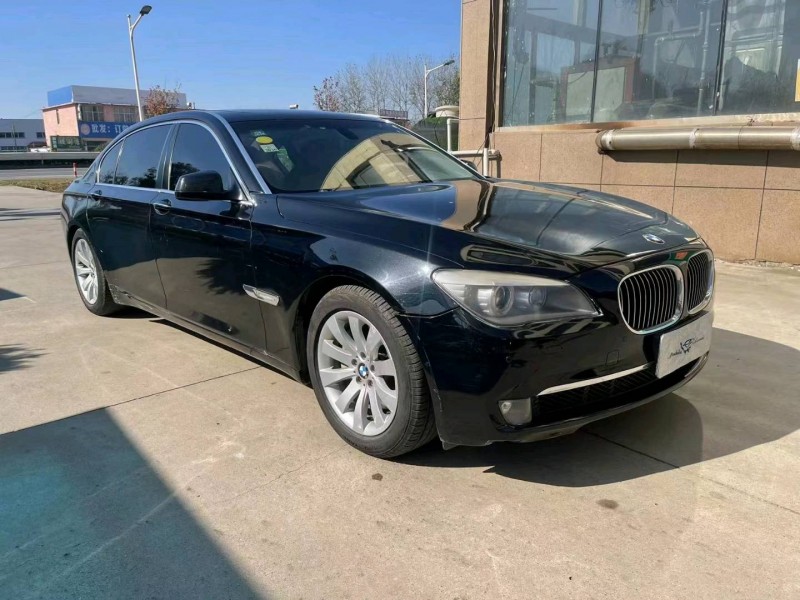 徐州10年宝马7系3