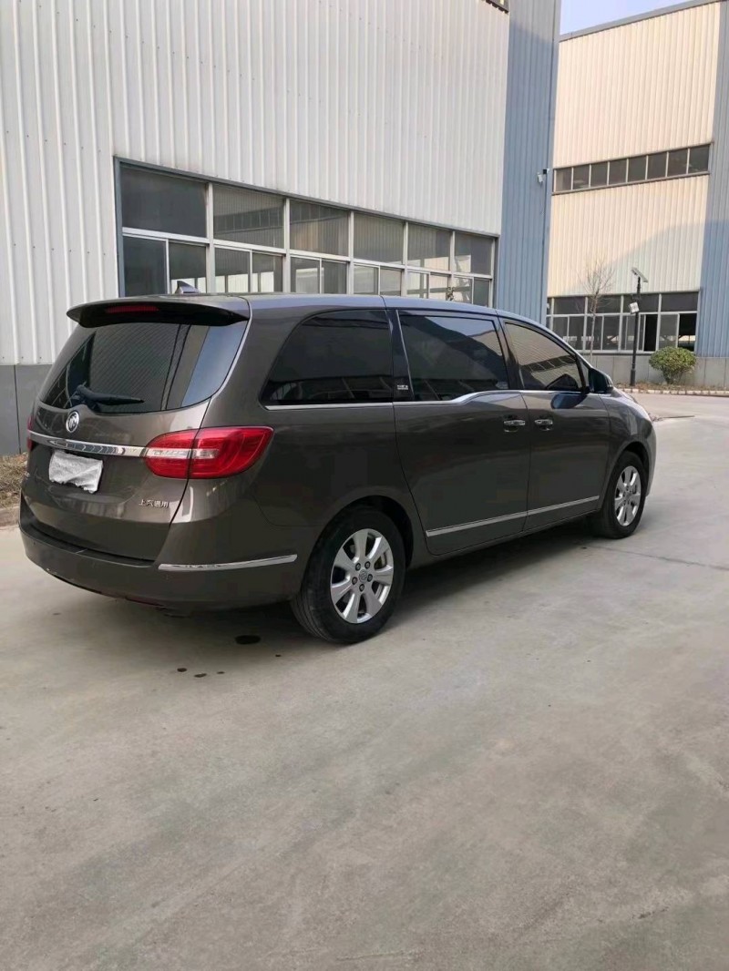 徐州16年别克GL84