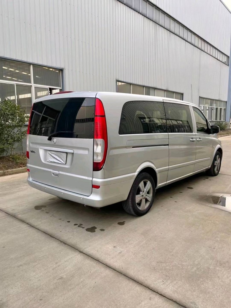 徐州12年奔驰威霆8