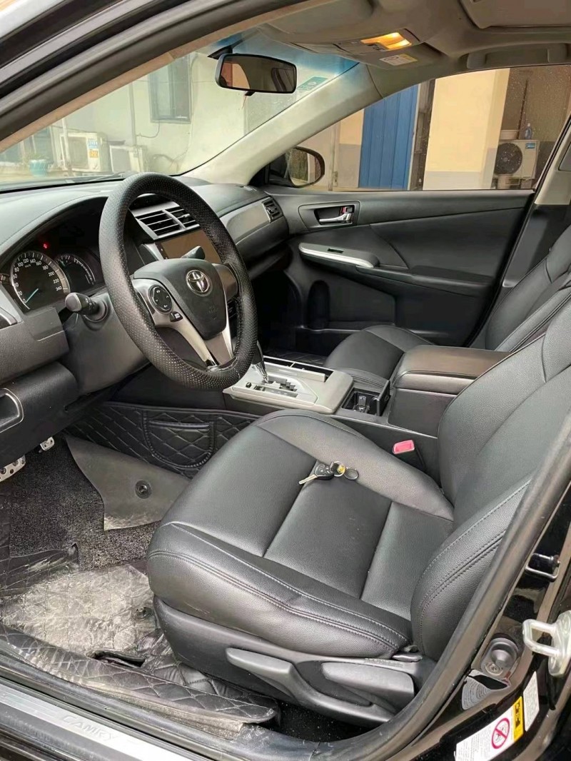 徐州14年丰田凯美瑞5