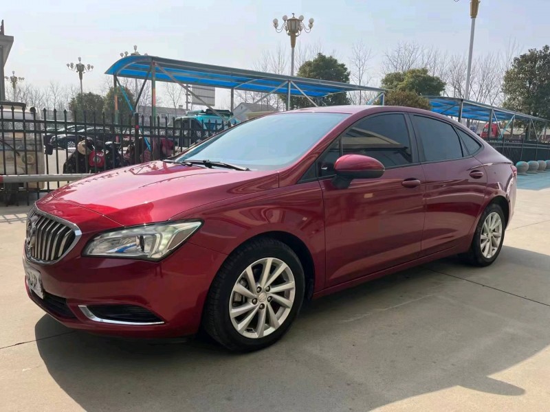 徐州17年别克威朗8