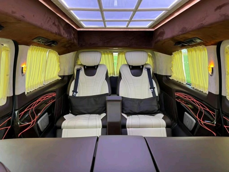 盐城20年奔驰维特斯8